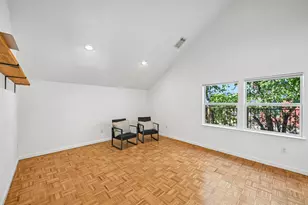 1710 E 16th St, Austin, TX 78702 - Photo 7