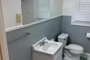 1031 E 44th St, Austin, TX 78751 - Photo 25
