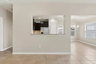 633 Carly Ann Ln, Leander, TX 78641 - Photo 9