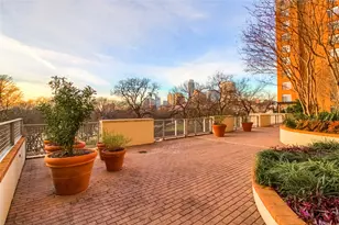 54 Rainey St, Austin, TX 78701 - Photo 29