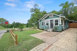 517 E 38th 1/2 St, Austin, TX 78751 - Photo 3