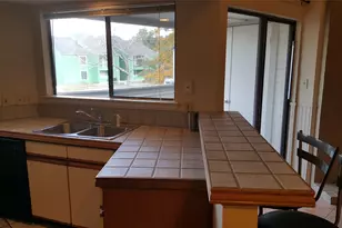 2500 Burleson Rd, Austin, TX 78741 - Photo 5