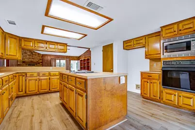 298 Jenkins Road, Cedar Creek, TX 78612 - Photo 17