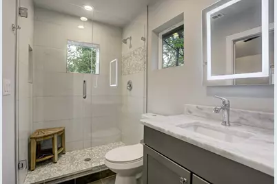 1224 Eleanor Street #2, Austin, TX 78721 - Photo 9