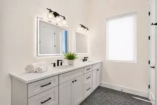 826 Morrow St, Austin, TX 78757 - Photo 5