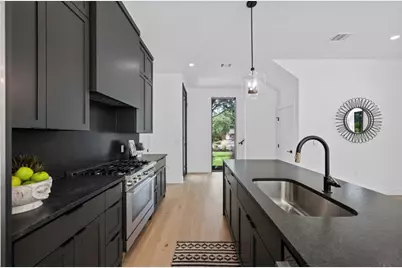 2008 Gathright Cove #A, Austin, TX 78704 - Photo 9