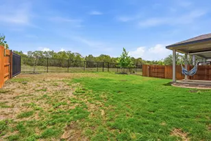 1102 Sage Thrasher Cir, Dripping Springs, TX 78620 - Photo 27