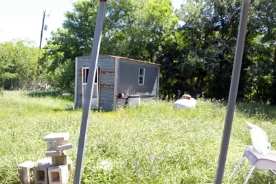 1023 Sierra Drive, Lockhart, TX 78644 - Photo 5