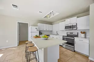 7541 Redrick Dr, Austin, TX 78747 - Photo 11