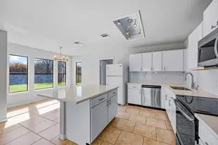 7541 Redrick Dr, Austin, TX 78747 - Photo 17