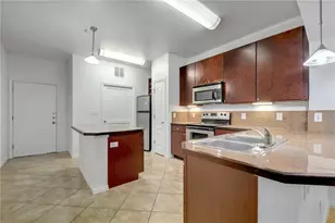 2505 San Gabriel St, Austin, TX 78705 - Photo 5
