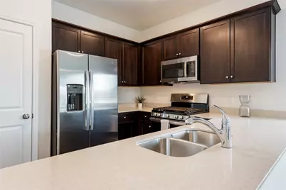 5920 Eden Drive, Austin, TX 78747 - Photo 9