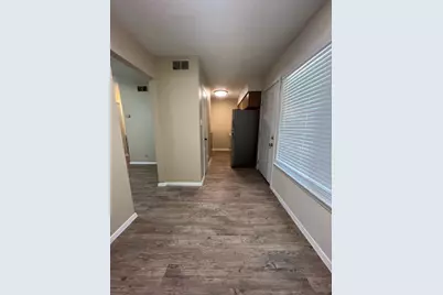 202 E 32nd Street #2, Austin, TX 78705 - Photo 3