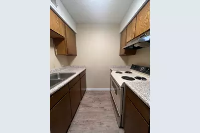 202 E 32nd Street #2, Austin, TX 78705 - Photo 5