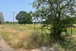 1010 Co Rd 490, Elgin, TX 78621 - Photo 21