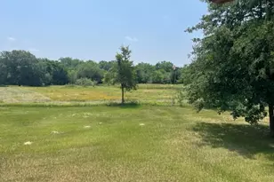 1010 Co Rd 490, Elgin, TX 78621 - Photo 5