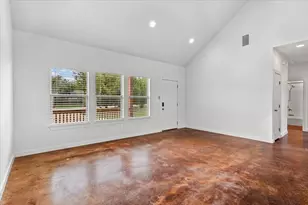 9913 Little Creek Cir, Dripping Springs, TX 78620 - Photo 7