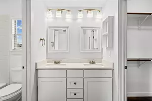 9913 Little Creek Cir, Dripping Springs, TX 78620 - Photo 15