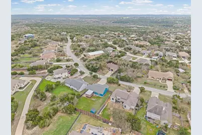 9913 Little Creek Circle, Dripping Springs, TX 78620 - Photo 31