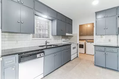 1704 San Antonio Street, Austin, TX 78701 - Photo 15