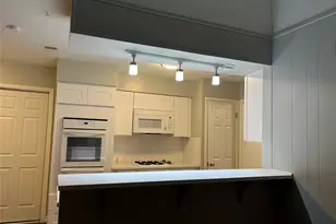 1619 E Cripple Creek Dr, Austin, TX 78758 - Photo 9