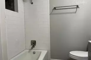 1619 E Cripple Creek Dr, Austin, TX 78758 - Photo 19