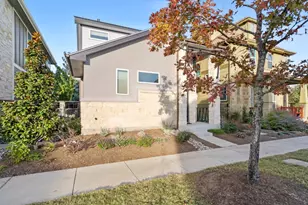 1004 Banyon St, Austin, TX 78757 - Photo 3