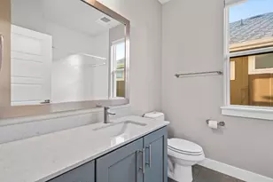 1004 Banyon St, Austin, TX 78757 - Photo 25