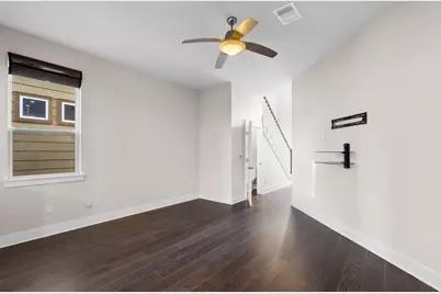 1004 Banyon Street, Austin, TX 78757 - Photo 7