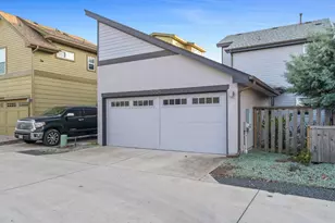 1004 Banyon St, Austin, TX 78757 - Photo 33