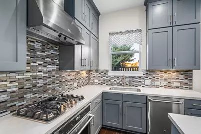 1004 Banyon Street, Austin, TX 78757 - Photo 11