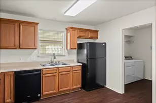 1316 Davis Mountain Loop, Cedar Park, TX 78613 - Photo 7