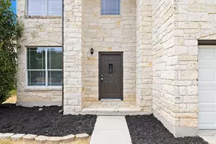 605 Decker Dr, Hutto, TX 78634 - Photo 5