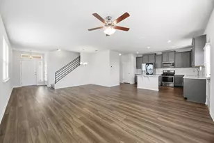 211 Silver Glen Dr, Kyle, TX 78640 - Photo 9