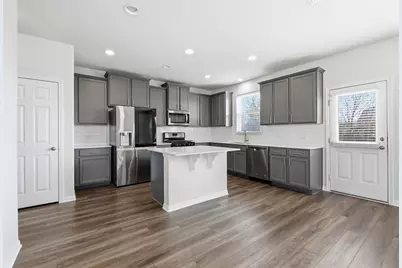 211 Silver Glen Drive, Kyle, TX 78640 - Photo 13