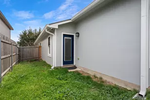 12016 Plains Valley Dr, Del Valle, TX 78617 - Photo 35