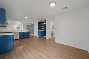 12016 Plains Valley Dr, Del Valle, TX 78617 - Photo 19