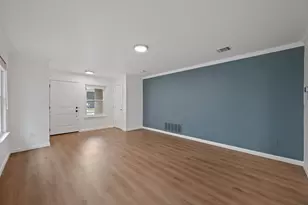 12016 Plains Valley Dr, Del Valle, TX 78617 - Photo 9