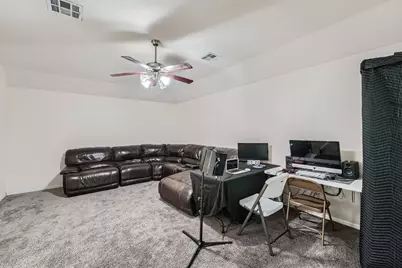 2004 S Ash Cove W, Hutto, TX 78634 - Photo 31