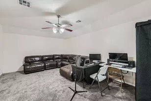 2004 S Ash Cove W, Hutto, TX 78634 - Photo 31