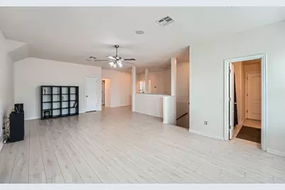 2004 S Ash Cove W, Hutto, TX 78634 - Photo 27