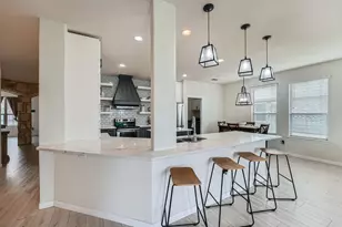 2004 S Ash Cove W, Hutto, TX 78634 - Photo 5