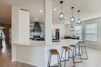 2004 S Ash Cove W, Hutto, TX 78634 - Photo 5