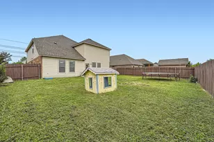 2004 S Ash Cove W, Hutto, TX 78634 - Photo 33