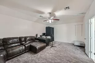 2004 S Ash Cove W, Hutto, TX 78634 - Photo 31