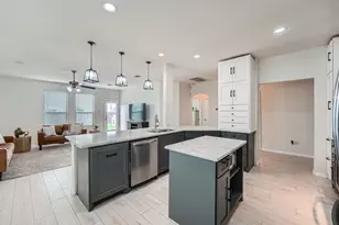 2004 S Ash Cove W, Hutto, TX 78634 - Photo 11