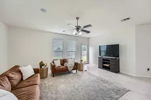 2004 S Ash Cove W, Hutto, TX 78634 - Photo 7