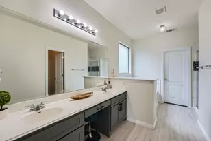 2004 S Ash Cove W, Hutto, TX 78634 - Photo 17