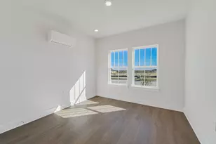 8604 Dongan Dr, Austin, TX 78744 - Photo 3