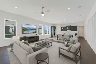 8604 Dongan Dr, Austin, TX 78744 - Photo 9